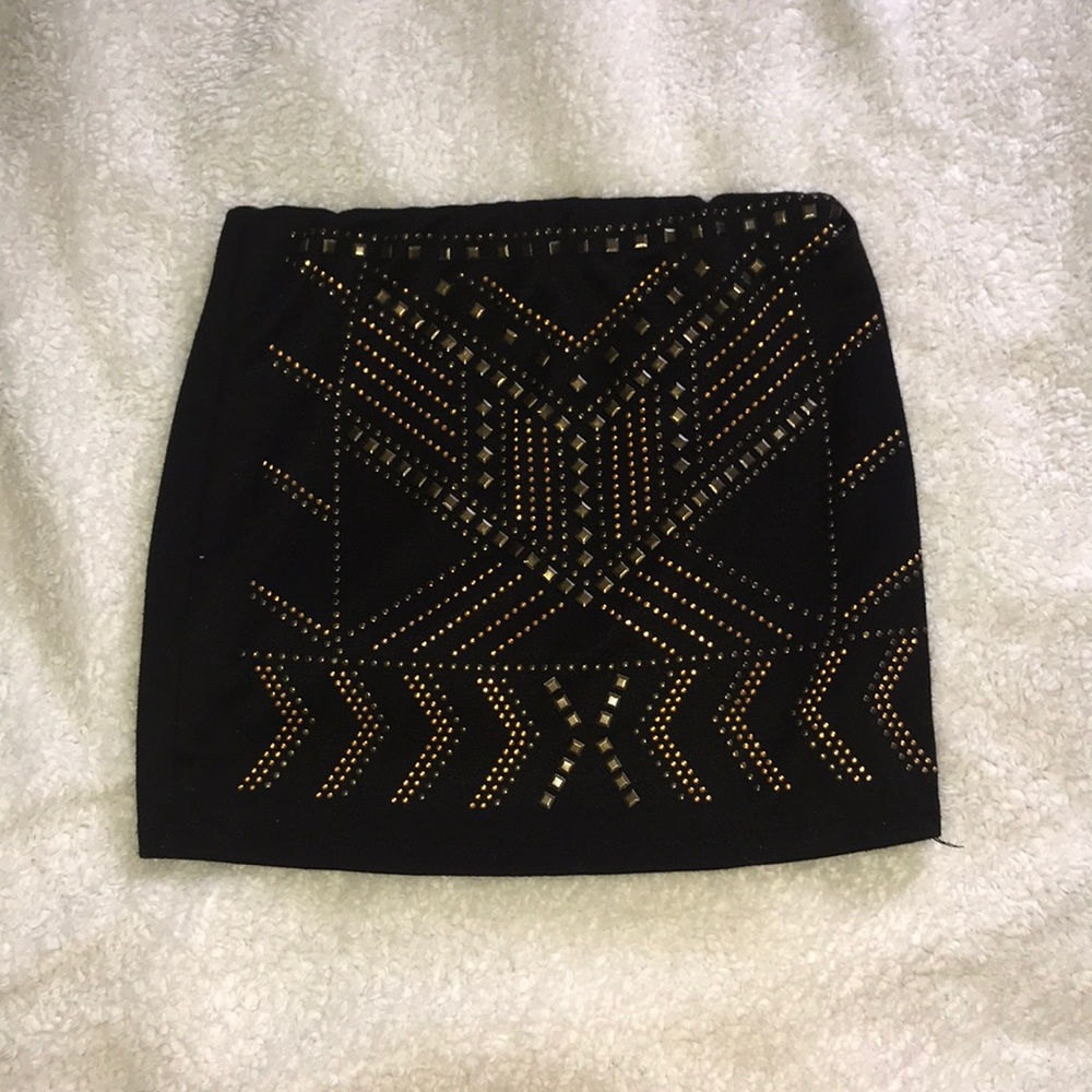 Black skirt